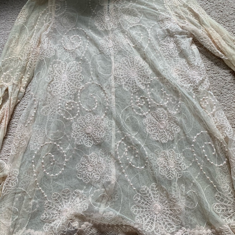 BEAUTIFUL COVERUP SIZE S